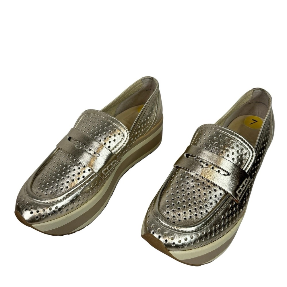 Dolce Vita Wedge Loafers Womens 7 Gold Metallic Perforated Platform Comfort